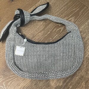Shiraleah Black & White Woven Knot Handle Shoulder Bag – NWT